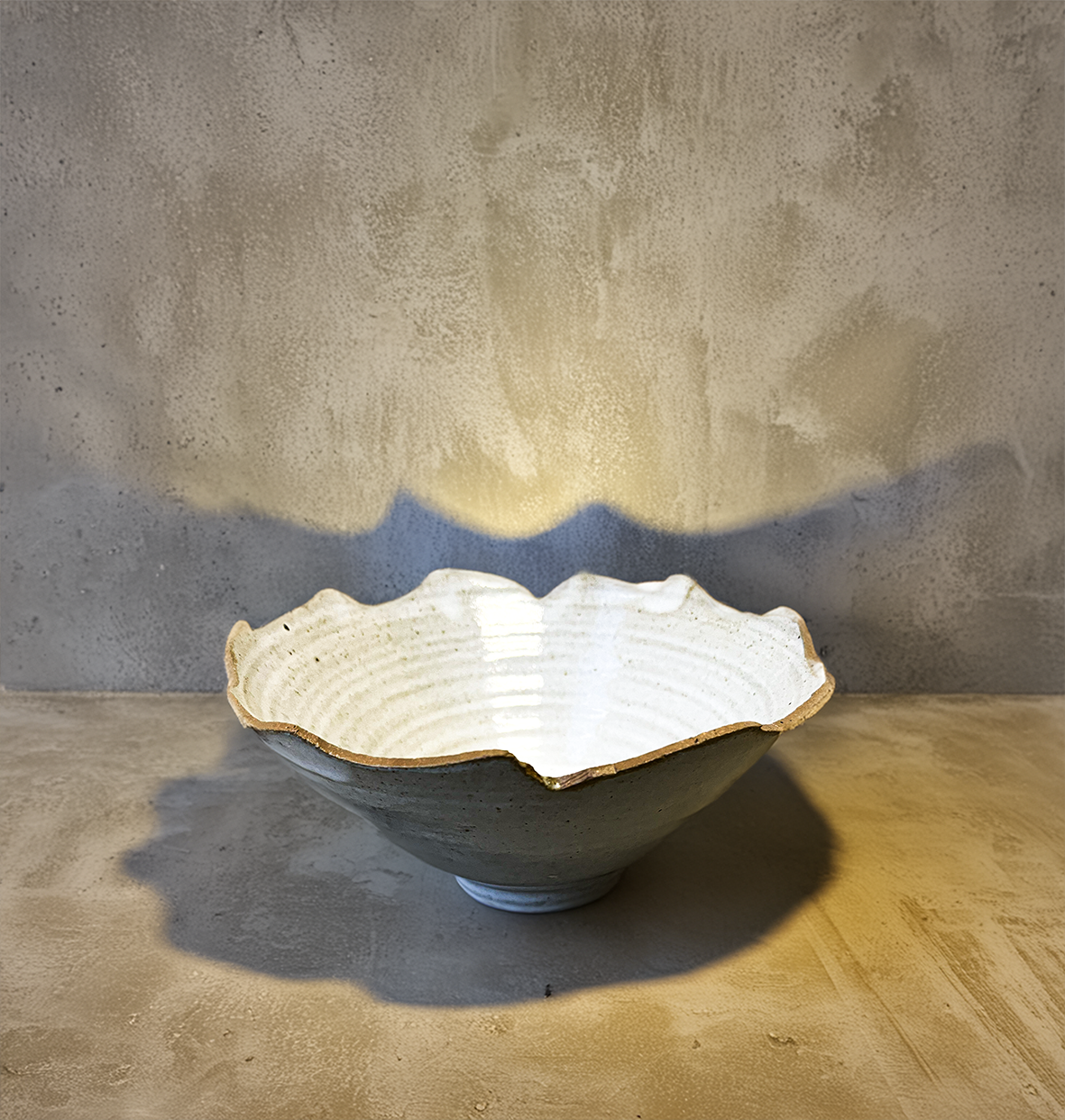IRREGULAR BOWL